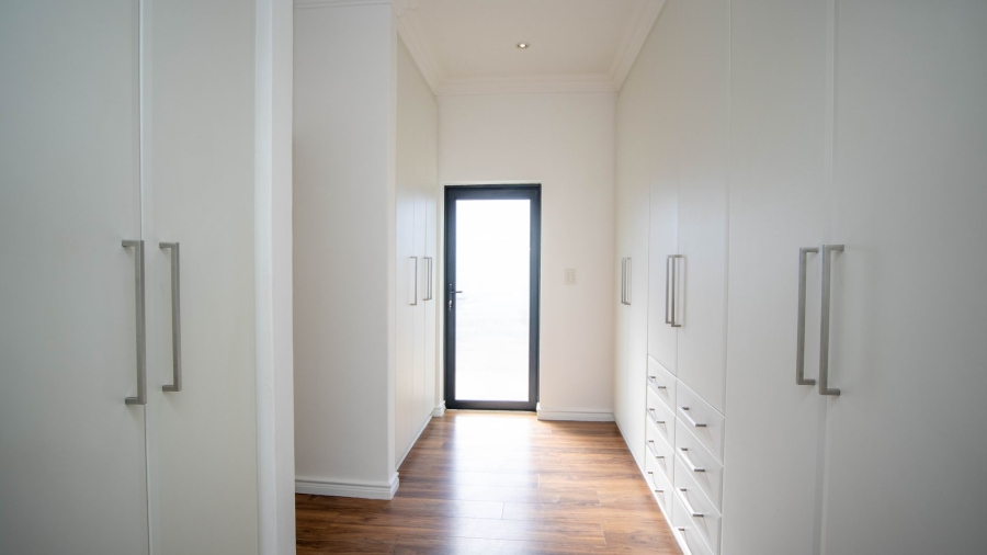 4 Bedroom Property for Sale in The Coves North West